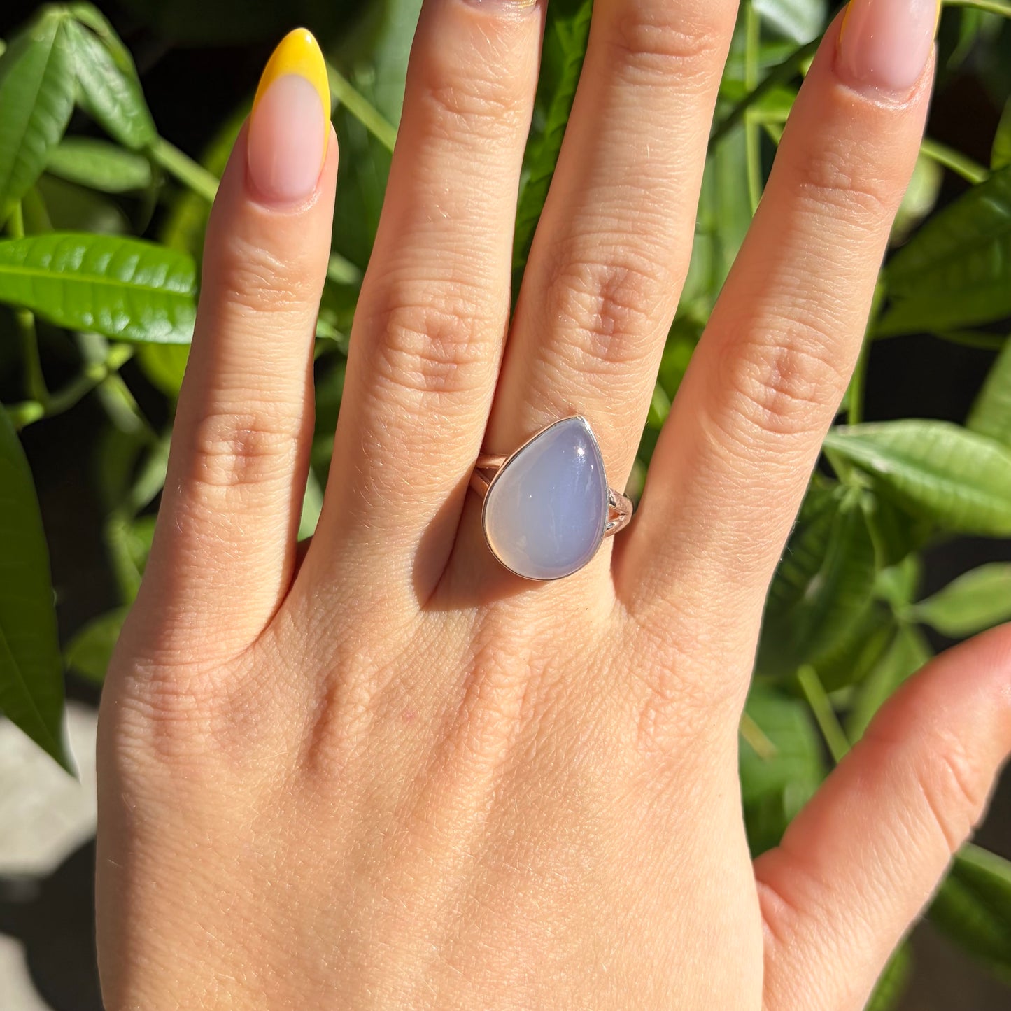 Bague calcédoine