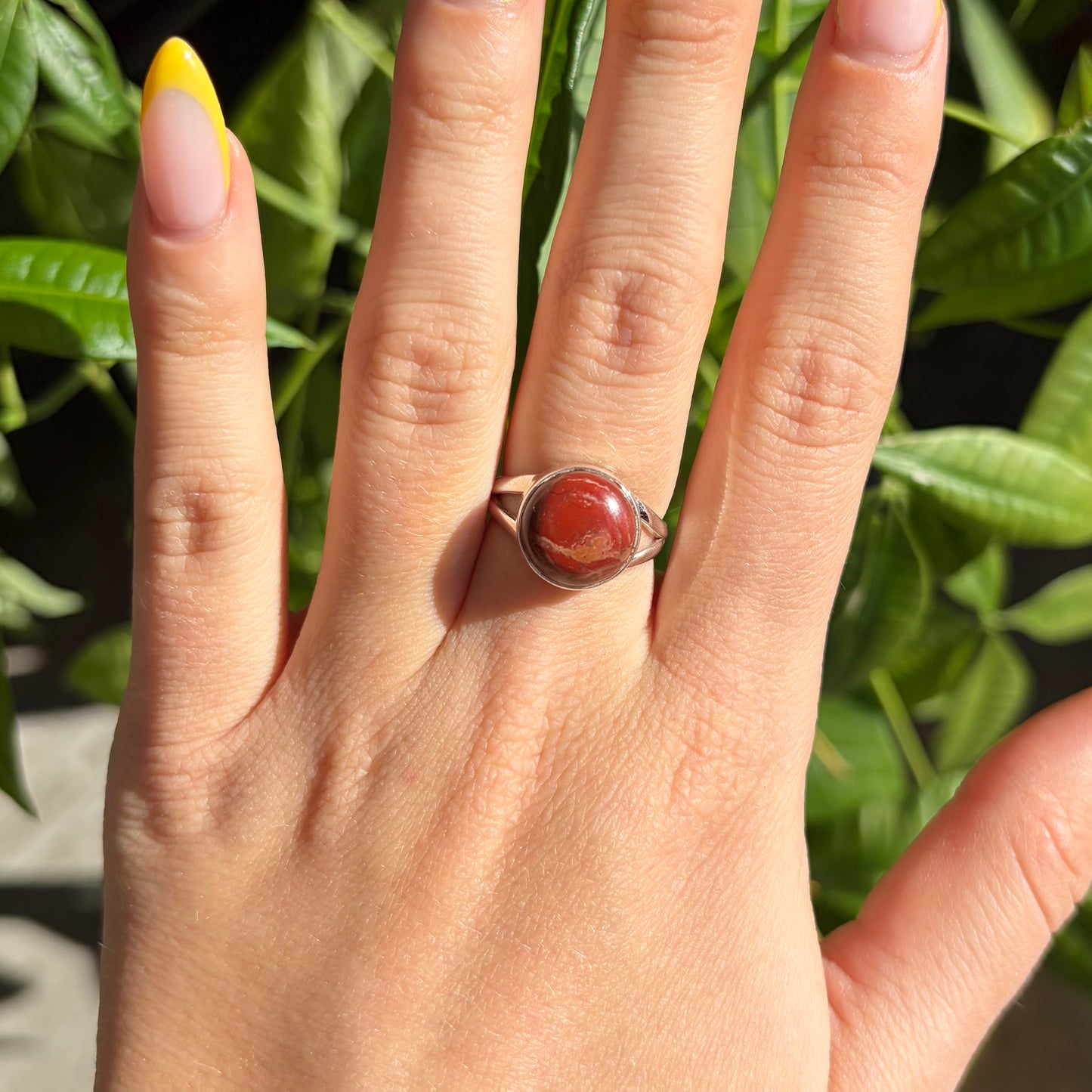 Bague jaspe rouge