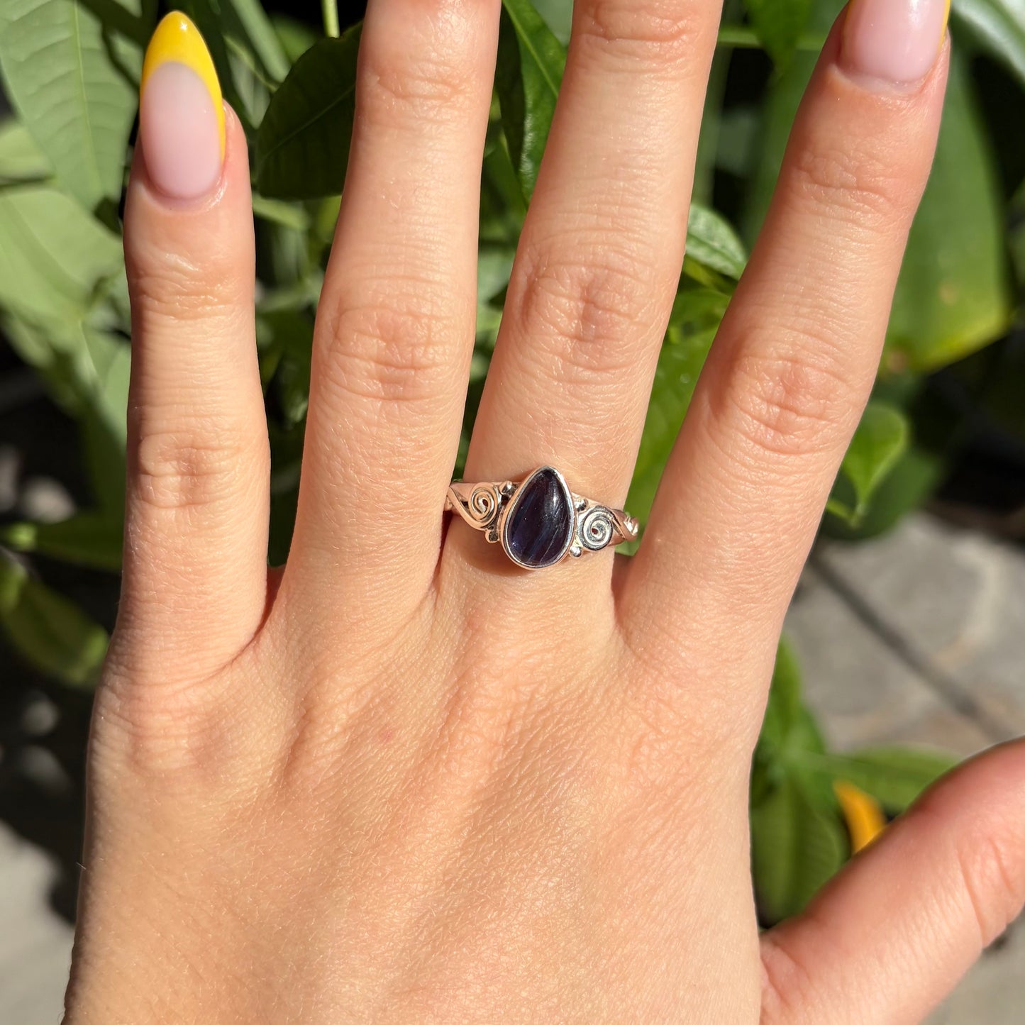 Bague iolite