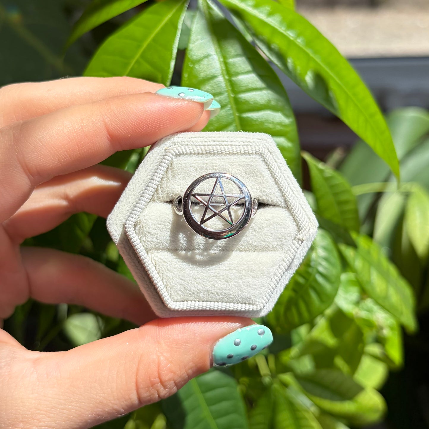 Bague pentacle