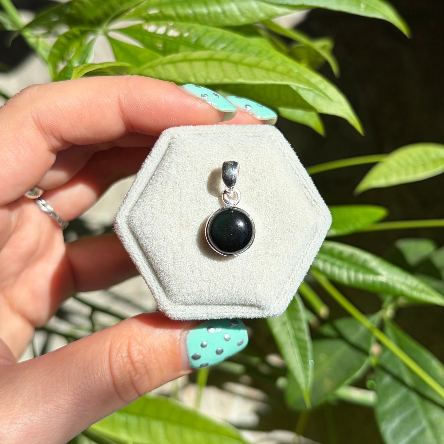 Pendentif obsidienne