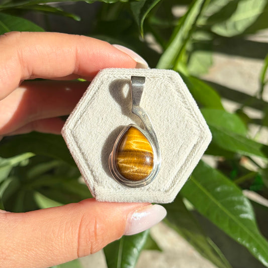 Pendentif oeil de tigre