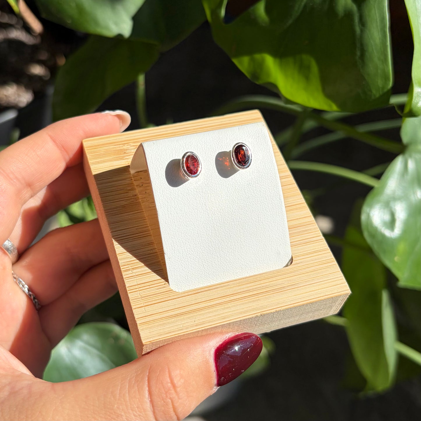 Boucles d'oreilles grenat