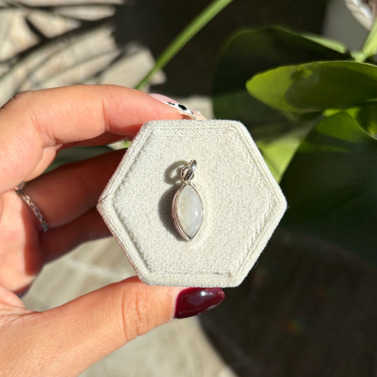 Pendentif pierre de lune