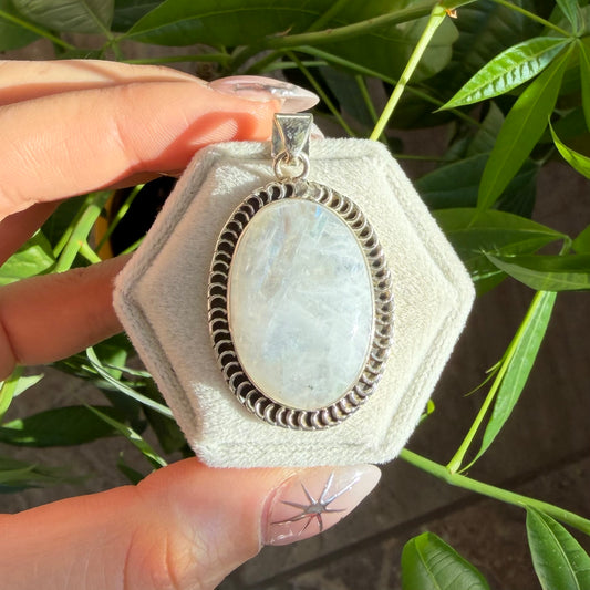 Pendentif pierre de lune
