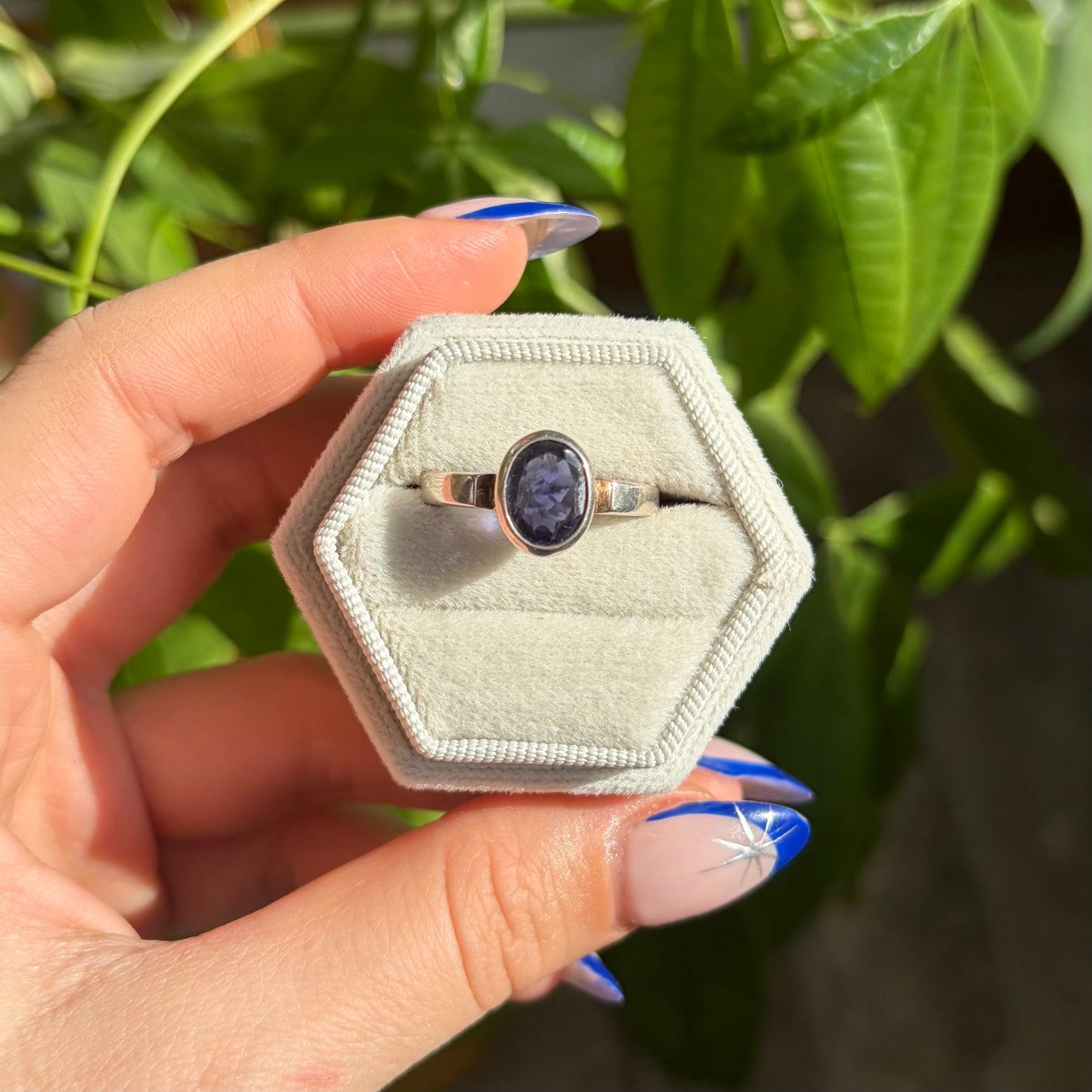 Bague iolite